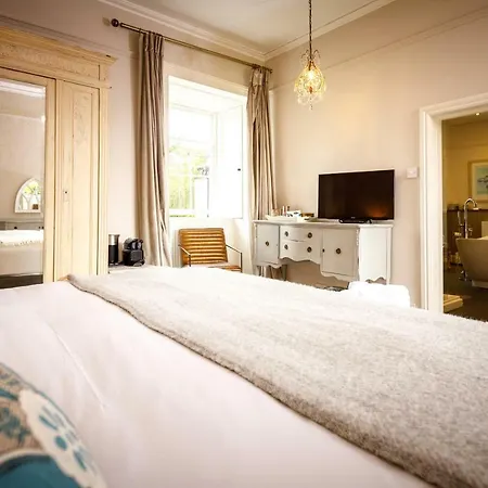 Trewornan Manor Couette-café *